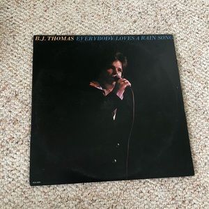 B.J Thomas everybody loves a rain song